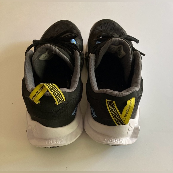 Nike Giannis Immortality 2 Basketball Shoes - Picture 5 of 6